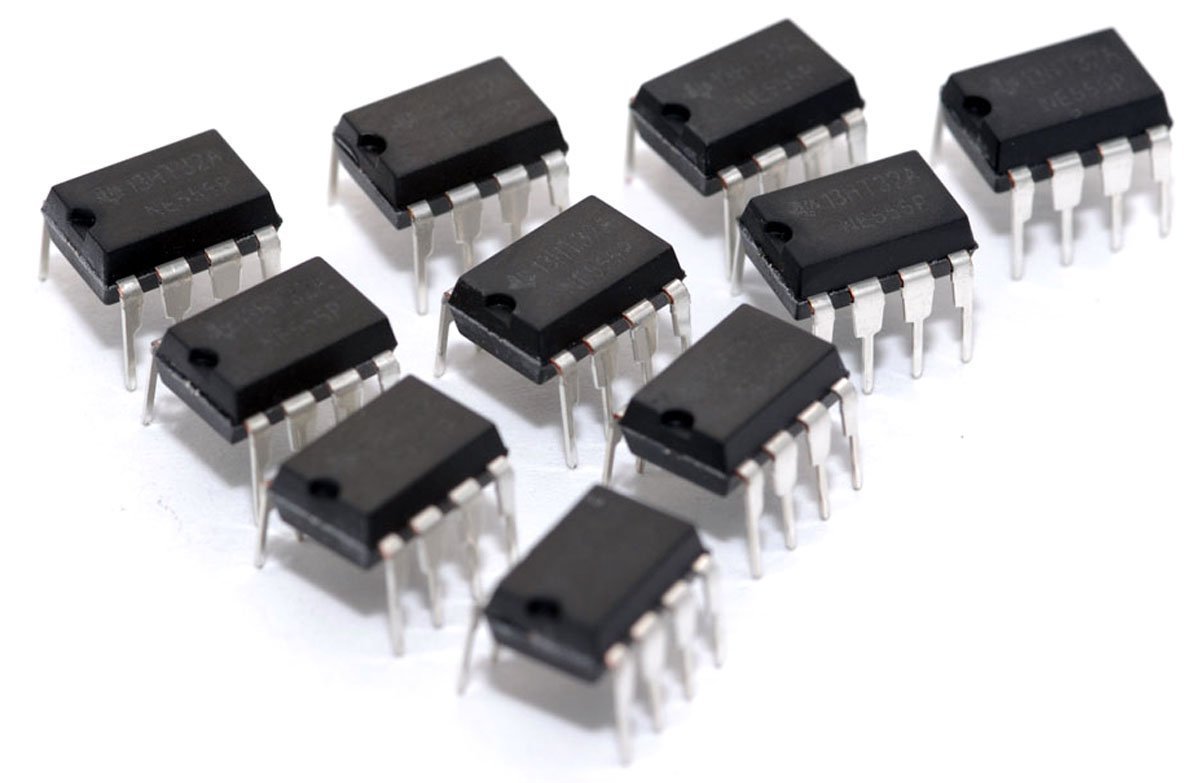 NE555P NE555 DIP-8 TI High Precision Oscillator Timer IC 555 10/20/50/100 Pieces from Envistia Mall